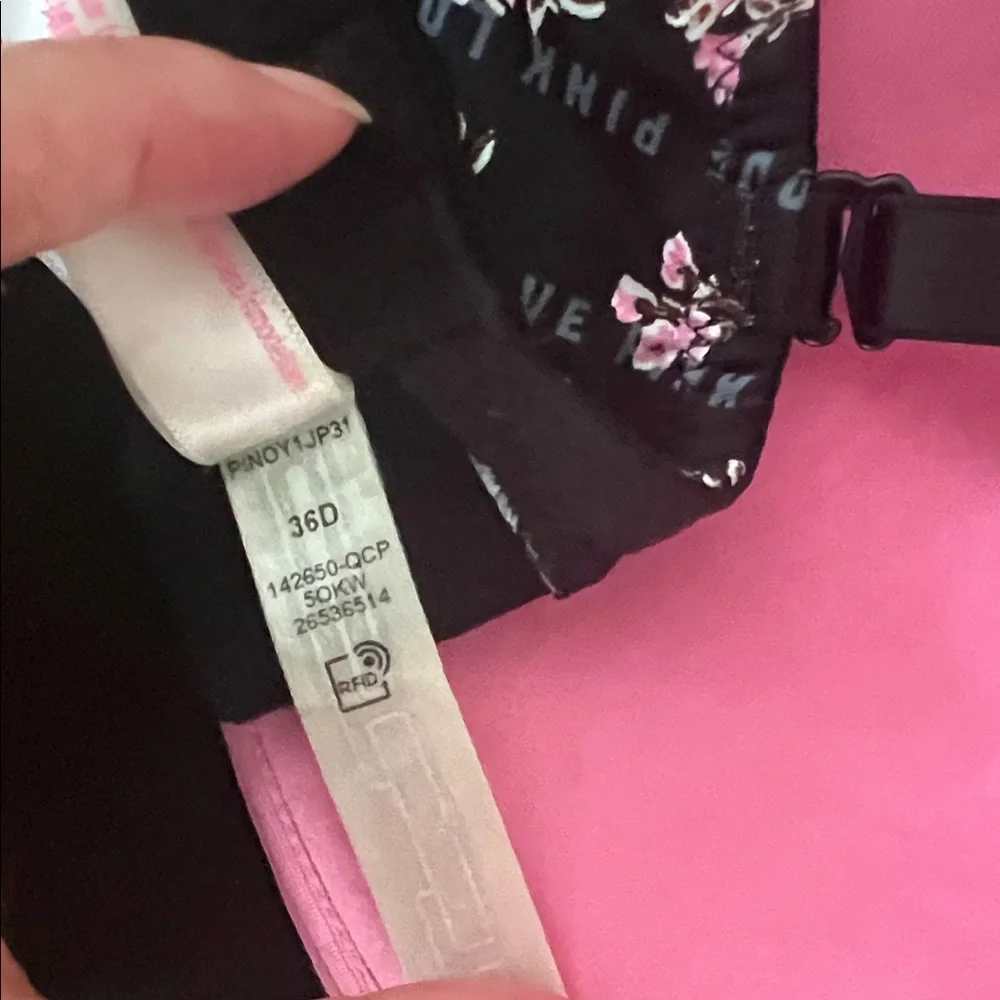 #1492+ Floral Black Bra - Picture 5 of 10